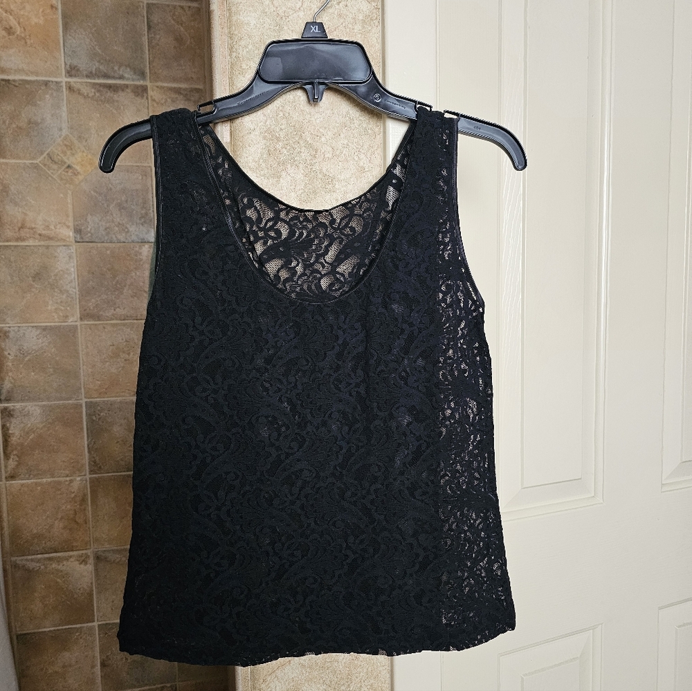 NWOT Elegant Black Lace Tank Camisole - Size L